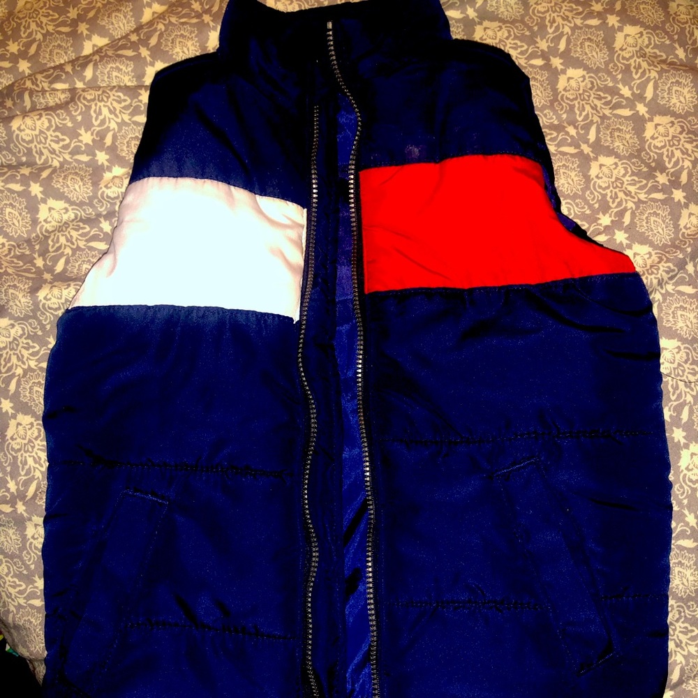 Tommy Hilfiger vest in great condition